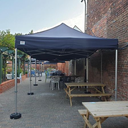 The Catherine Wheel Wetherspoon Hotel Henley-on-Thames Eksteriør billede