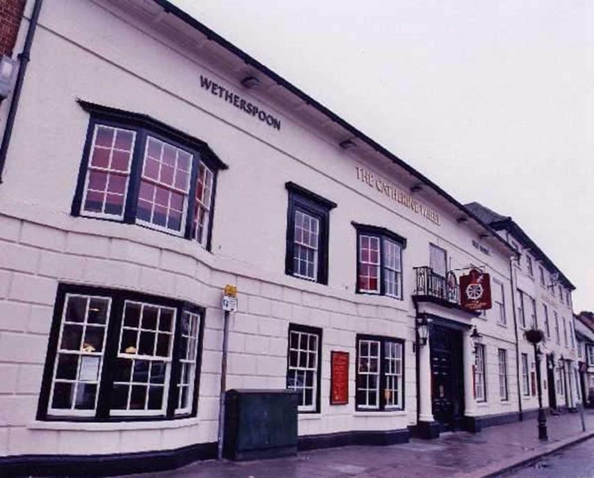 The Catherine Wheel Wetherspoon Hotel Henley-on-Thames Eksteriør billede