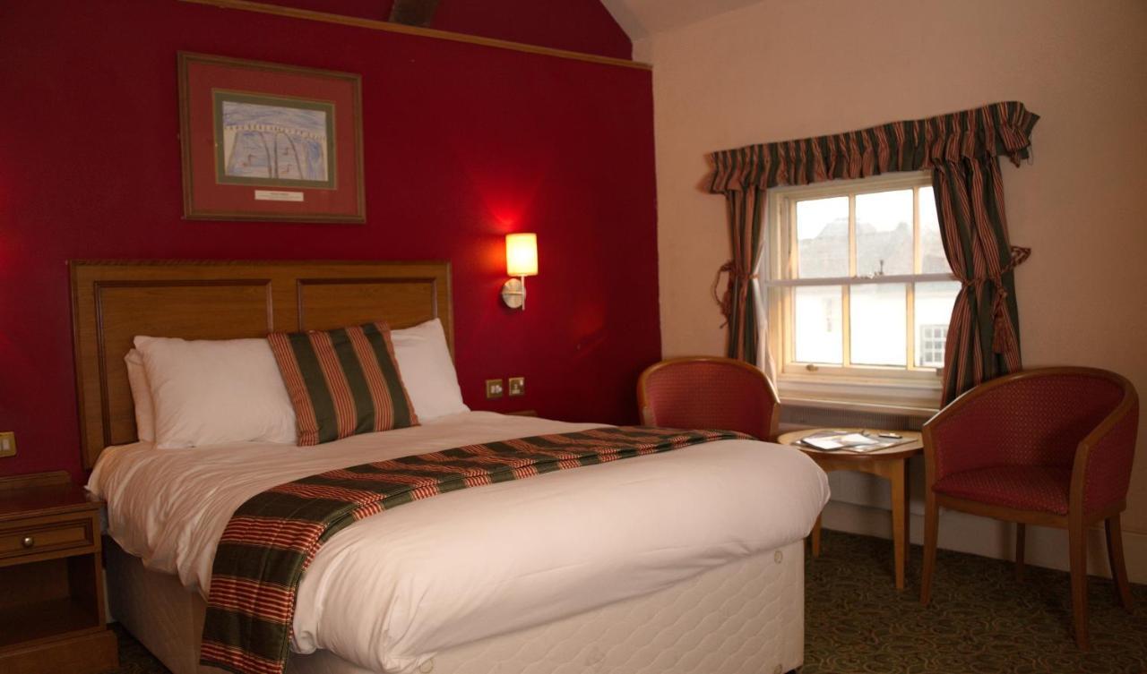 The Catherine Wheel Wetherspoon Hotel Henley-on-Thames Eksteriør billede